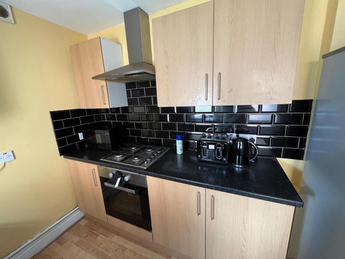 Arthurs Hill Newcastle, Free Parking Fully Equipped Kitchen 4 Bedrooms, Near City Centre Luaran gambar